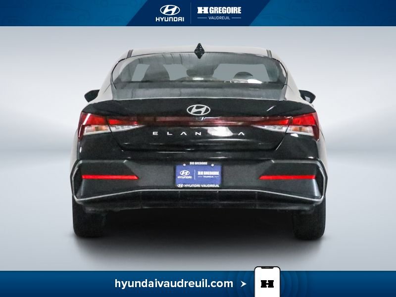 2025 Hyundai Elantra Black Blainville - photo #8