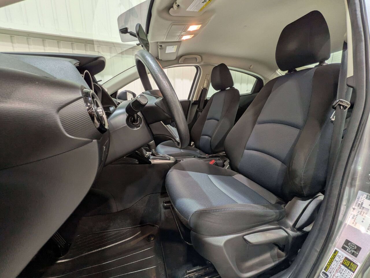 2016 Toyota Yaris 4dr Sdn Auto Premium Silver Val-David - photo #1