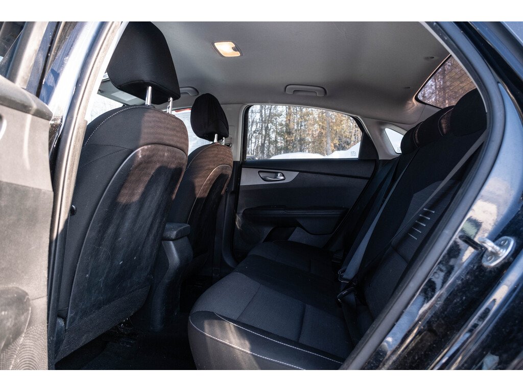 Kia Forte 2019 Gris Gatineau - photo #17