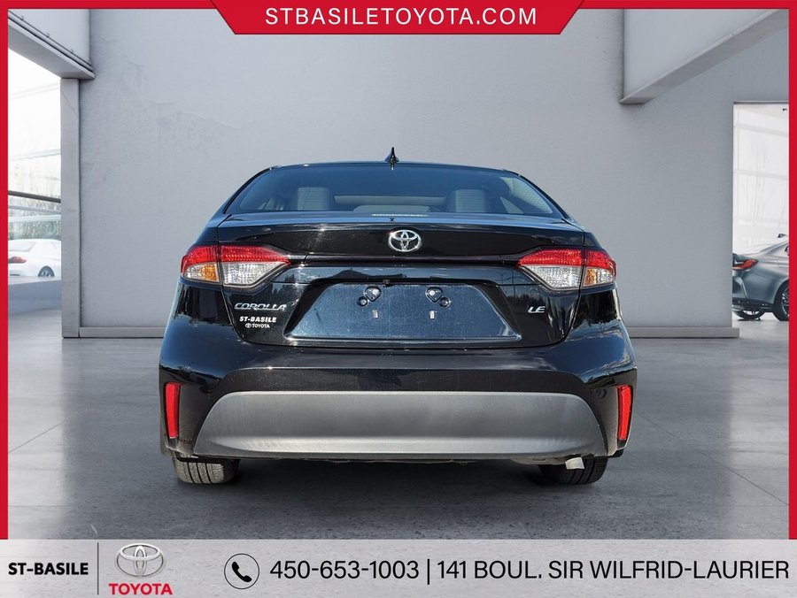 TOYOTA COROLLA LE AMÉLIORÉ FWD 2024 Blanc