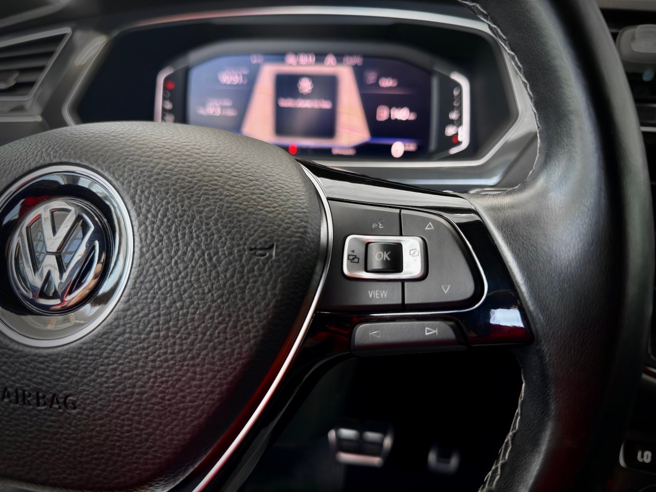 2021 Volkswagen Tiguan Silver Notre-Dame-des-Prairies - photo #24