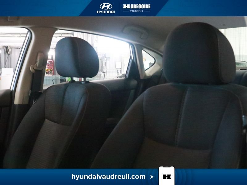 Nissan Sentra 2017 Blanc Blainville - photo #13