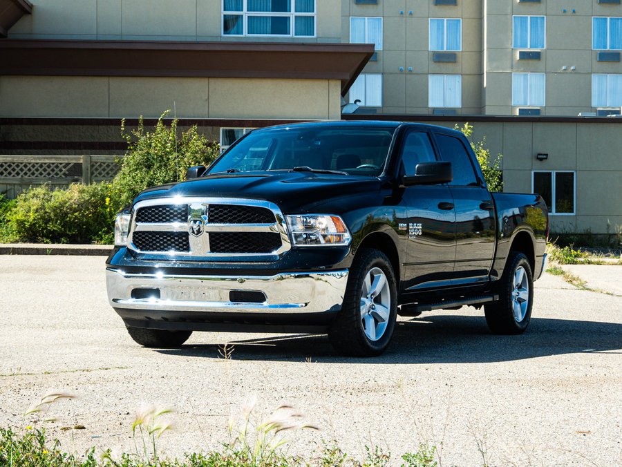 2022 Ram 1500 Classic 2022 Black