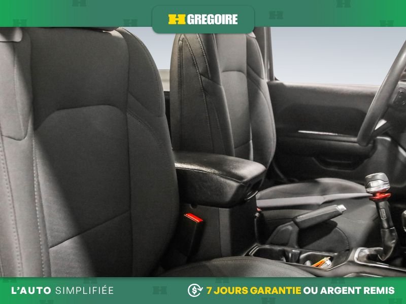 Jeep Wrangler 2022 Gris Blainville - photo #22