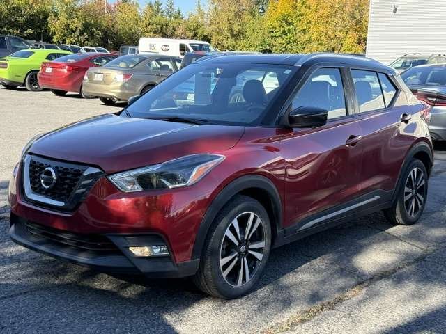 2019 Nissan Kicks Red Saint-Basile-le-Grand - photo #1