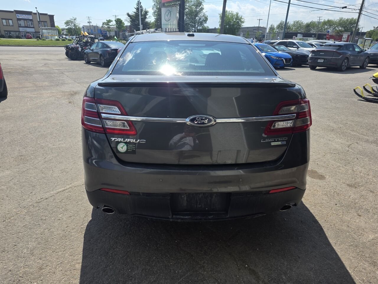 Ford Taurus 2016 Noir Longueuil, - photo #4