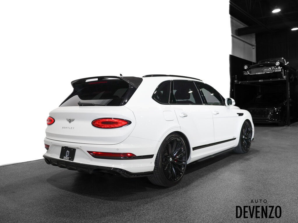 2021 Bentley Bentayga White Saint-Eustache - photo #2