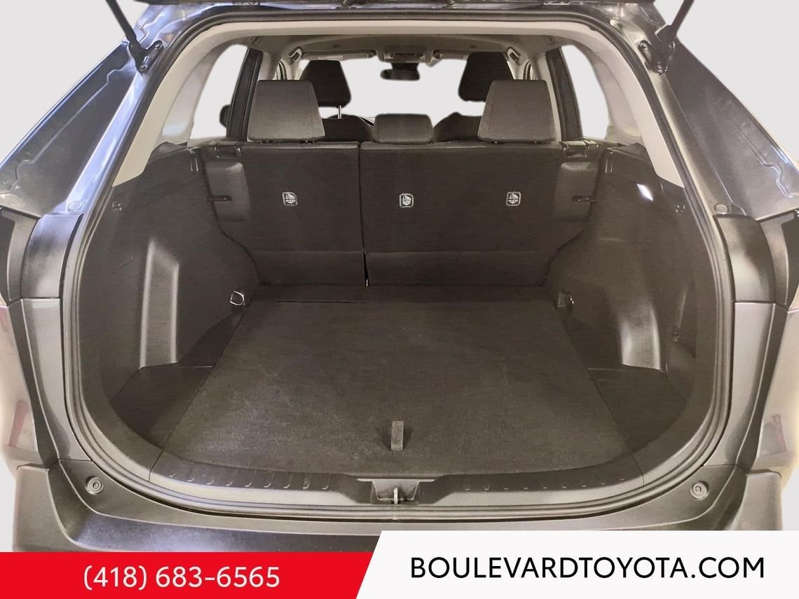 Toyota RAV4 531702-98 | LE 2025 Gris Québec - photo #31