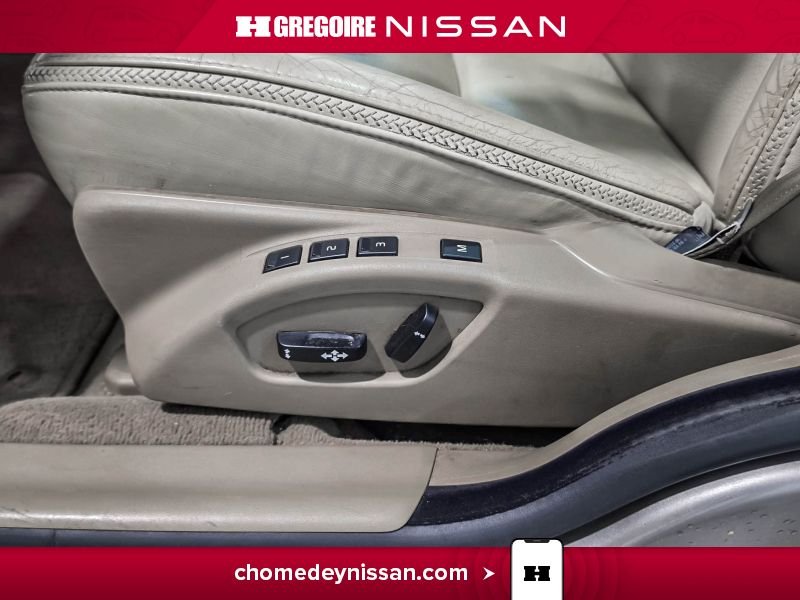Volvo XC70 2012 Beige Laval - photo #16