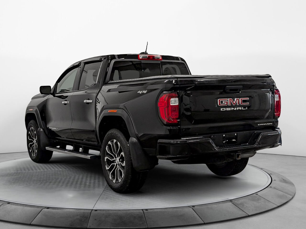 GMC Canyon Denali 4WD Denali cabine multiplace 4RM 2023 Autre Sherbrooke - photo #2