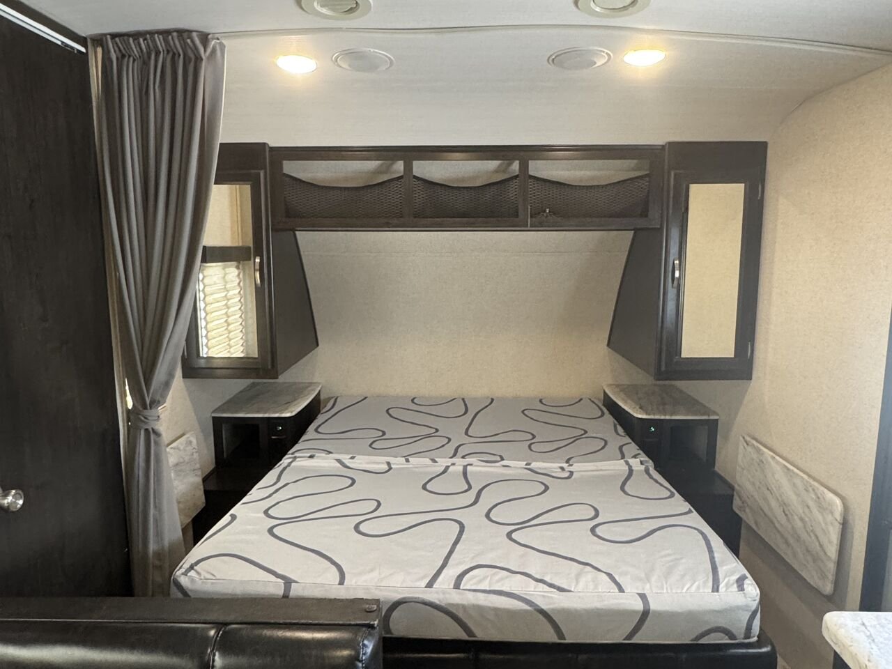 COACHMEN NORTHERN SPIRIT 2342B 2019 Blanc Granby - photo #18