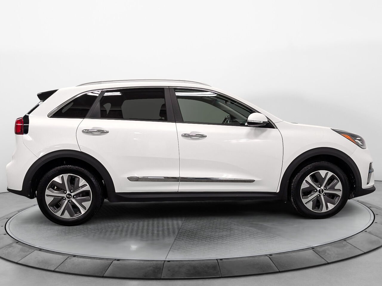 Kia NIRO EV SX Touring Toit Ouvrant Sièges Chauffants 2020 Sherbrooke - photo #6