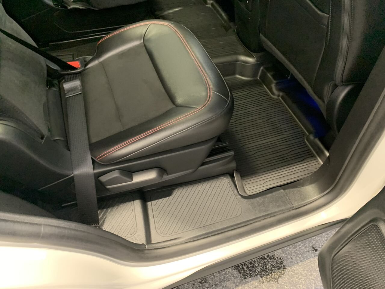 Ford Explorer ST LINE AWD EXPLORER ST LINE AWD 2023 Blanc Châteauguay - photo #14