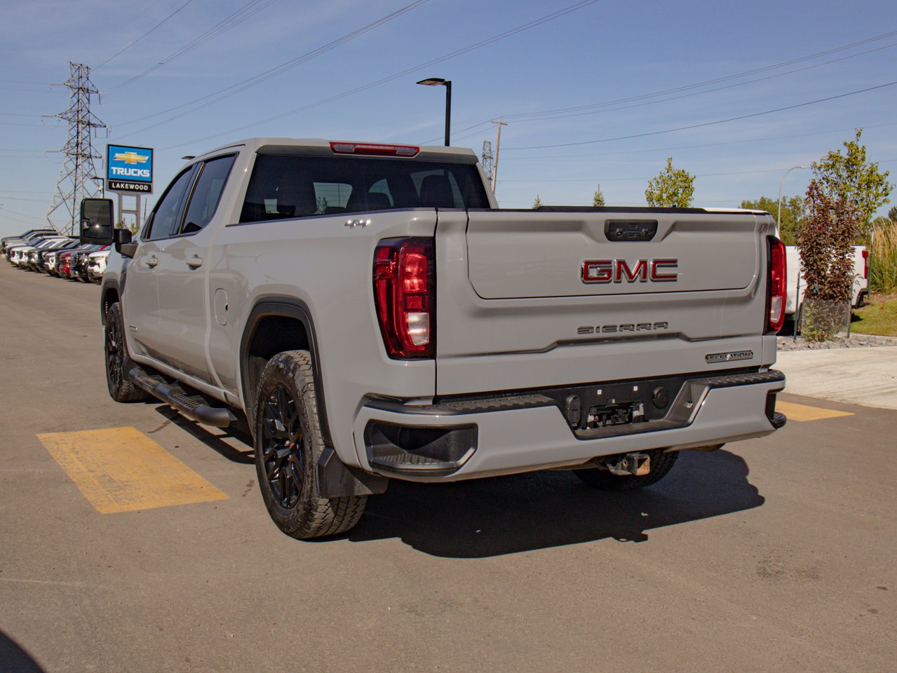 2024 GMC Sierra 1500 4WD Crew Cab 147 Elevation Grey Sherwood Park - photo #7
