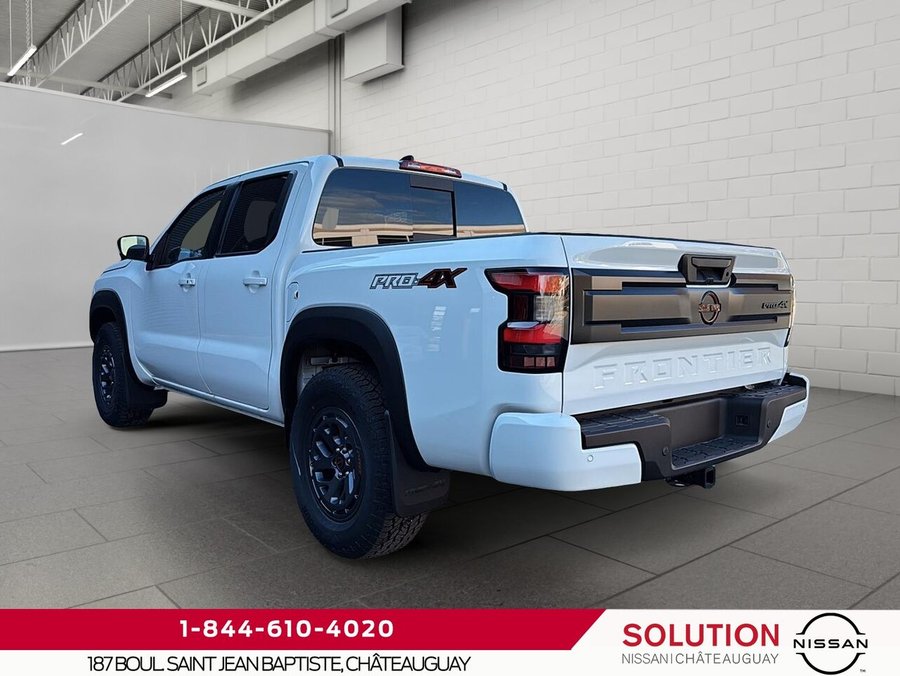 NISSAN Frontier FRONTIER CREW CAB PRO-4X LUXE SWB 2026 Blanc glacier