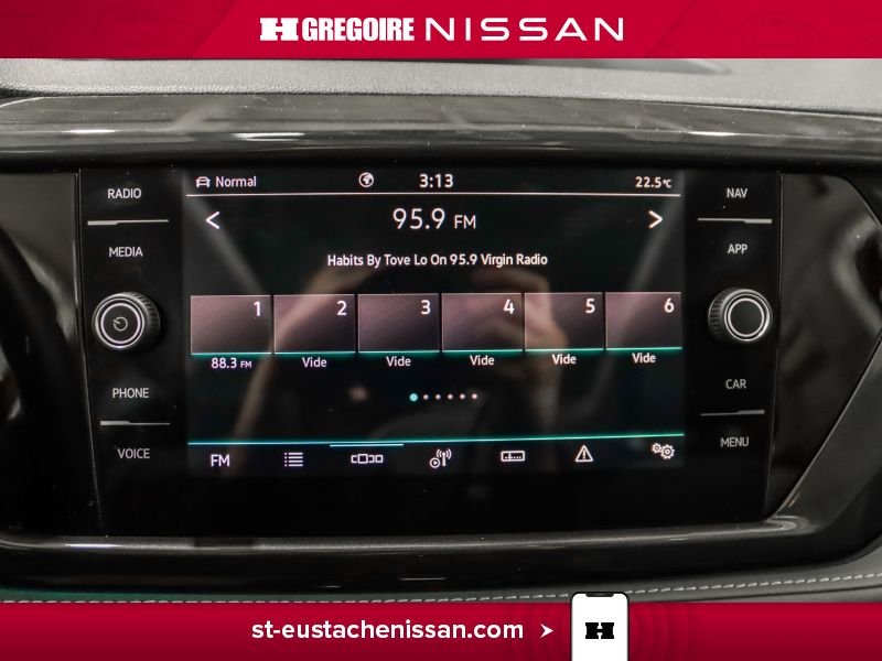 2024 Volkswagen Taos Red Saint-Eustache - photo #20