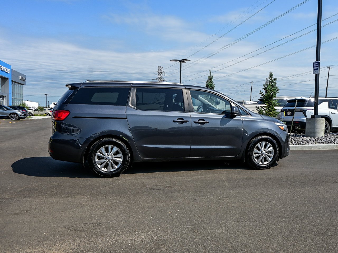2017 Kia Sedona 4dr Wgn LX Grey Sherwood Park - photo #14