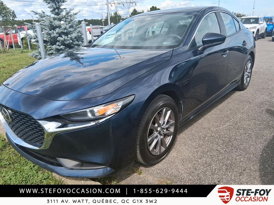 2022 Mazda 3 GS 2022 Blue