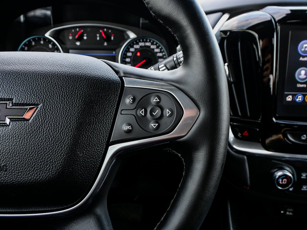 2023 Chevrolet Traverse AWD 4dr RS Grey Sherwood Park - photo #25