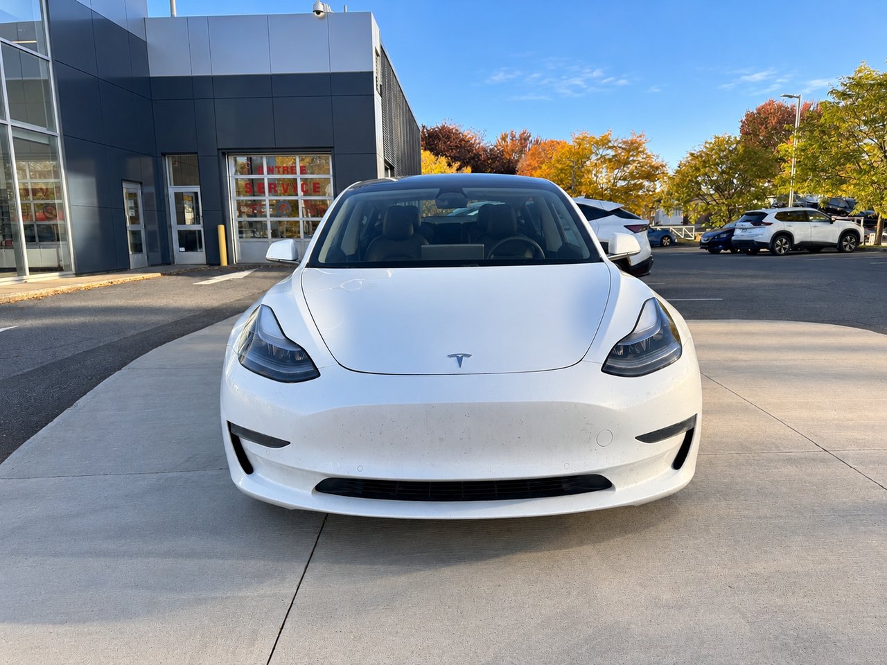Tesla Model 3 423 km d'autonomie jamais accidenté un seul propriétaire 2021 Blanc Châteauguay - photo #1