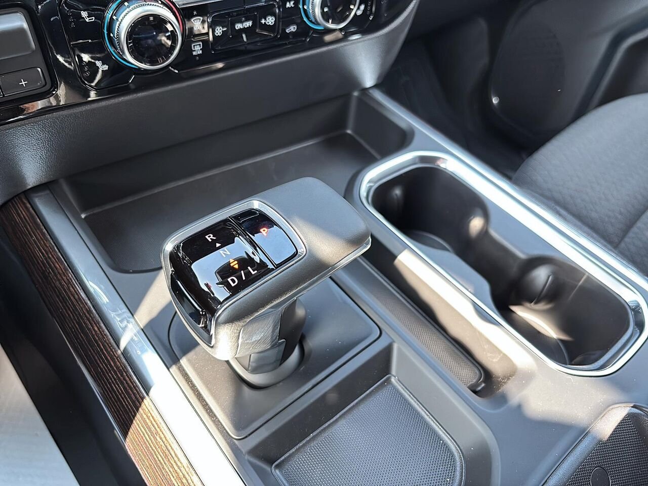 GMC Sierra 1500 ELEVATION 2026 NOIR ONYX Saint-Hyacinthe - photo #12