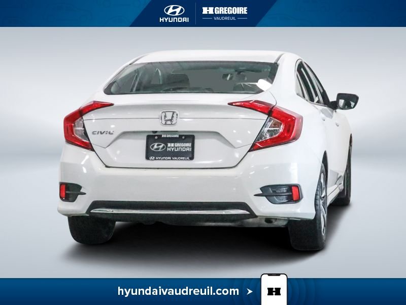2019 Honda Civic White Laval - photo #10