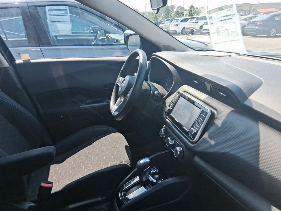 2024 Nissan Kicks S 2024 Black