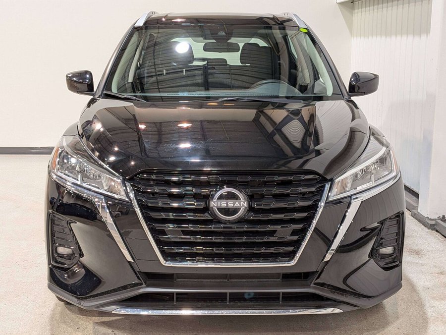 2024 Nissan Kicks SV FWD Black