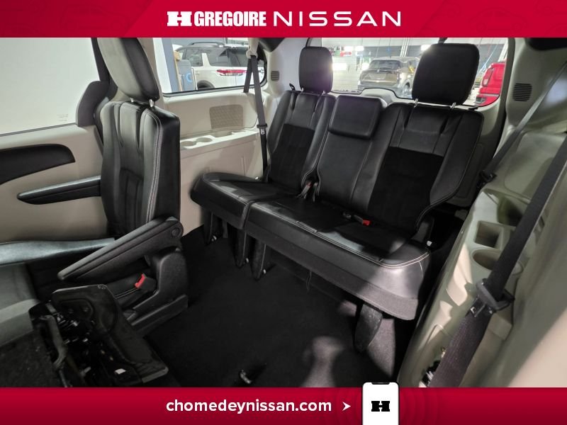 2017 Dodge GR Caravan Black Saint-Eustache - photo #30