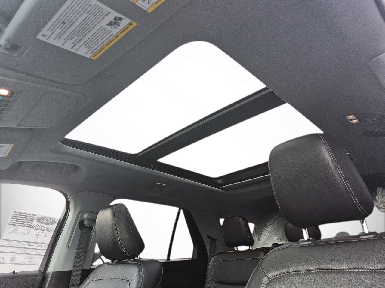 2020 Ford Explorer Black Saint-Jérôme - photo #15