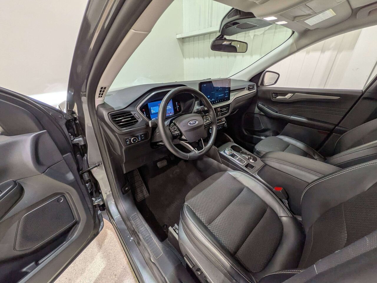 2025 Ford Escape PHEV FWD Grey Val-David - photo #10