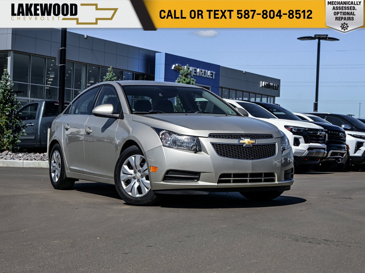 2014 Chevrolet Cruze 4dr Sdn 1LT Beige Sherwood Park - photo #0
