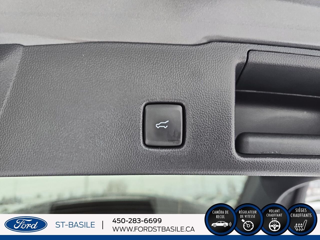 Ford Escape 2023 Gris Saint-Basile-le-Grand - photo #15