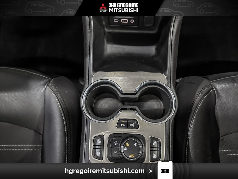 2023 GMC Terrain White Laval - photo #25