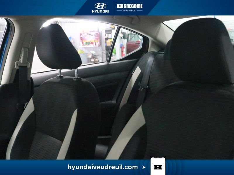 2021 Nissan Versa Blue Laval - photo #13