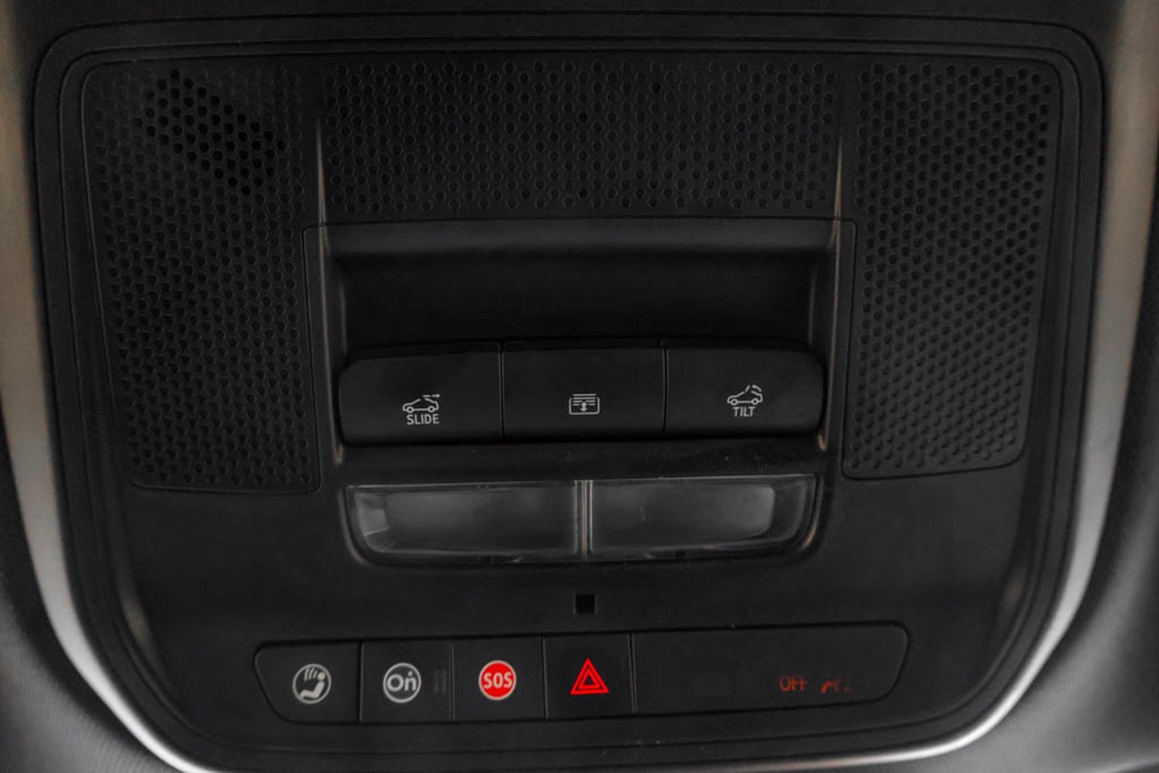 2025 Chevrolet Traverse AWD 4dr LT Black Sherwood Park - photo #28