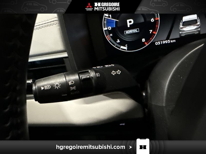 2024 Mitsubishi Outlander Red Laval - photo #19