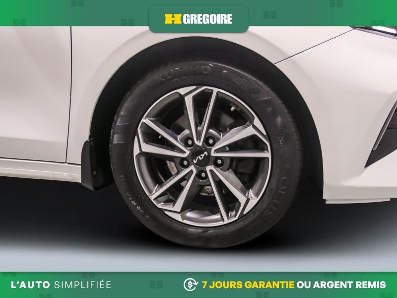 Kia Forte 2022 Blanc Laval - photo #30
