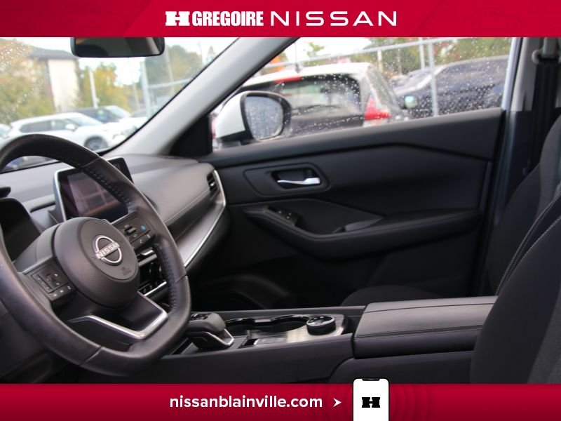 2024 Nissan Rogue White Laval - photo #12