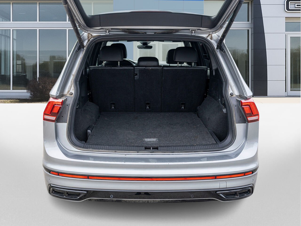 Volkswagen Tiguan Comfortline R-Line Black Edition 4MOTION 2022 Argent Châteauguay - photo #34