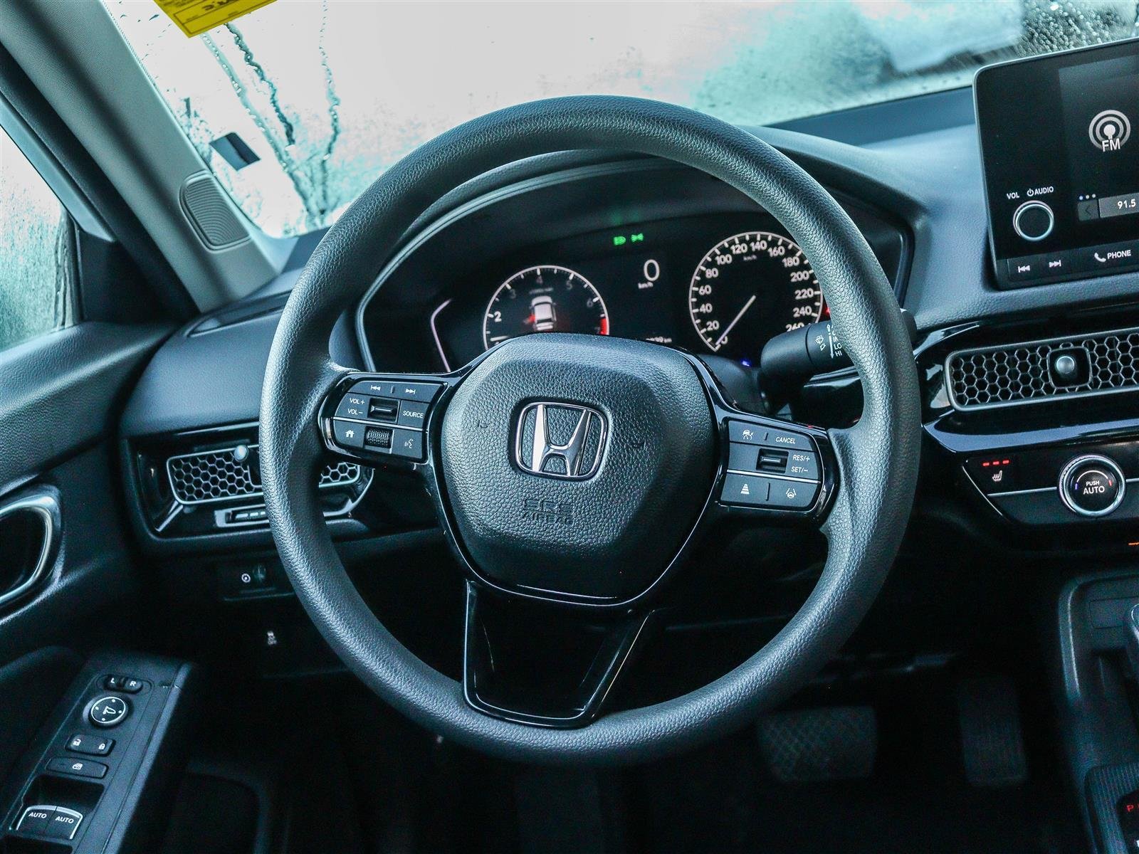 2025 Honda Civic Sedan LX Ottawa & Gatineau - photo #8