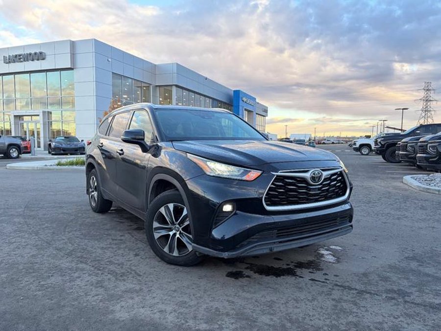 2020 Toyota Highlander XLE Black