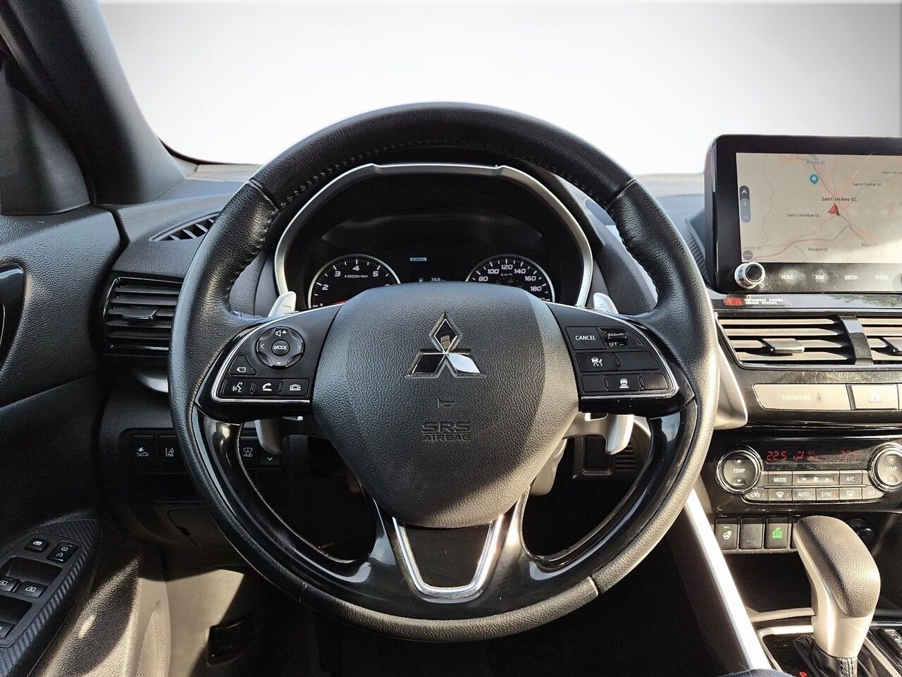2022 Mitsubishi Eclipse Cross Silver Saint-Jérôme - photo #10