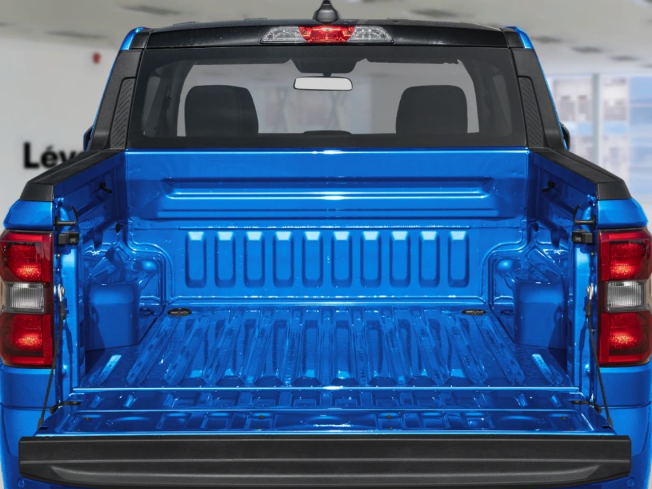 2026 Ford Maverick Velocity Blue Saint-Jérôme - photo #5