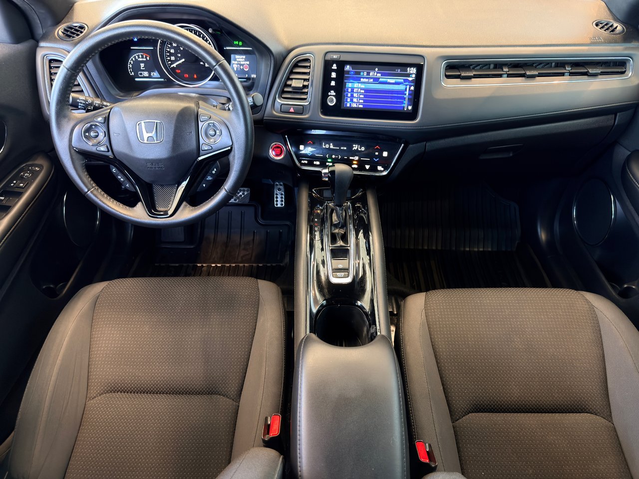 2021 Honda HR-V Black Notre-Dame-des-Prairies - photo #20
