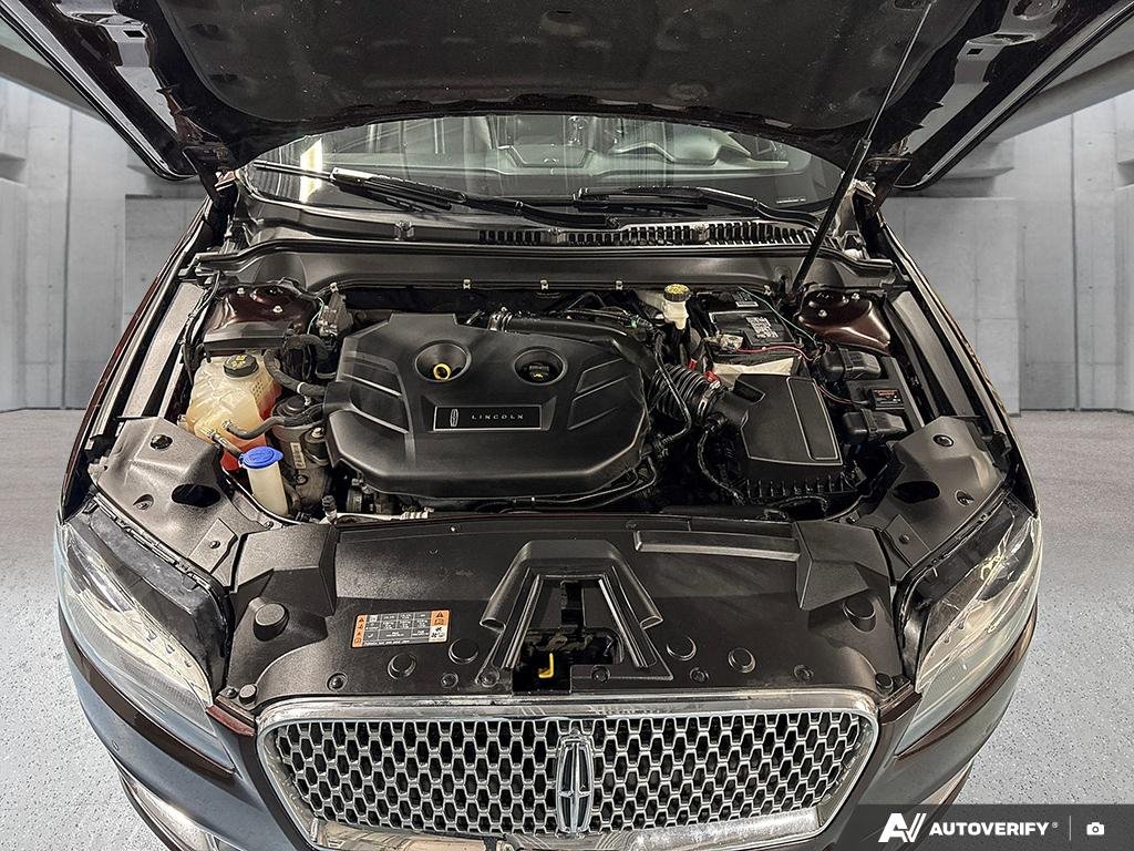 2019 Lincoln MKZ 2601939A | Reserve Red Edmonton - photo #9