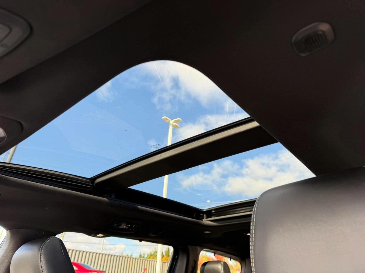 2025 Chrysler Pacifica Blue  - photo #26