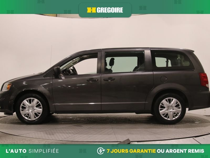2019 Dodge GR Caravan Grey Laval - photo #4