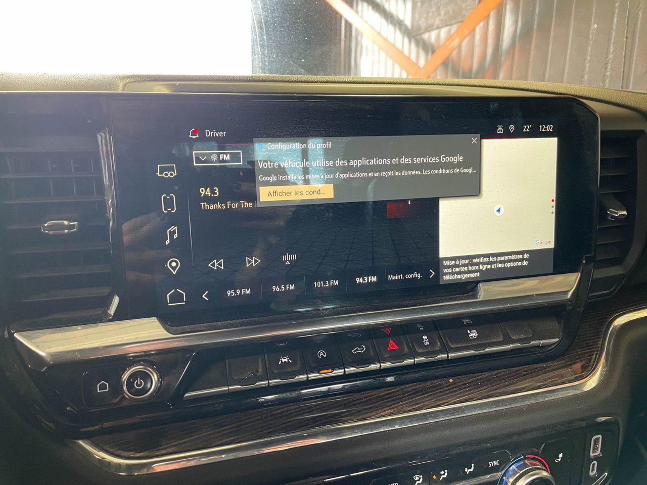 GMC Sierra 1500 ELEVATION CREW 4X4 V8 *GR REMORQ MAX* NAV BOSE 2023 Blanc Saint-Jérôme - photo #2