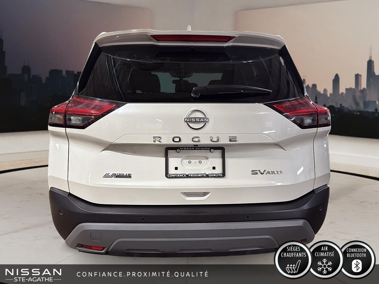 Nissan Rogue SV TI | SEULEMENT 27 125 KM | ENSEMBLE TOIT OUVRANT | SIÈGES CHAUFFANTS 2023 Blanc Saint-Jérôme - photo #3